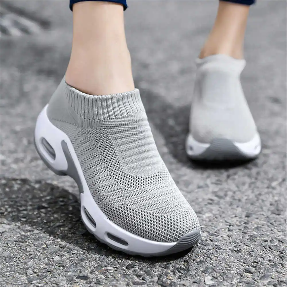Sepatu Boots Hak Tinggi Wanita - Sneakers ulasan dan harga