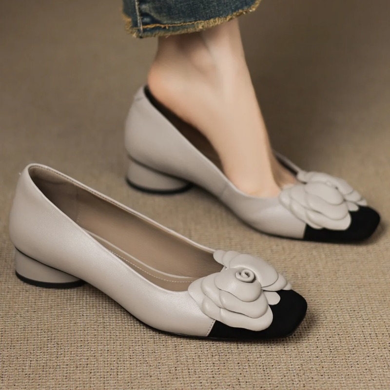 Sepatu hak wanita ukuran besar - Heels ulasan dan harga